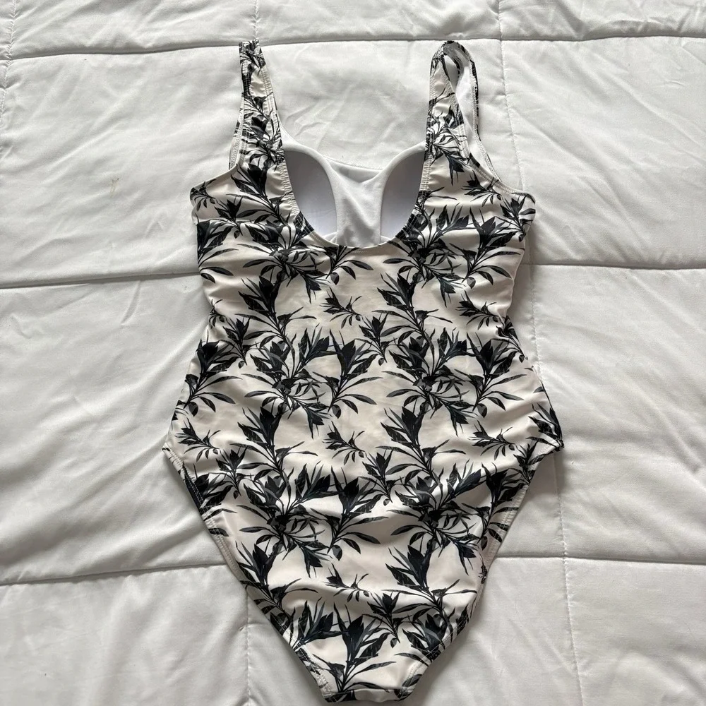 Nicole Miller Studio One Piece Tropical Swimsuit Womens Large White Beach Summer